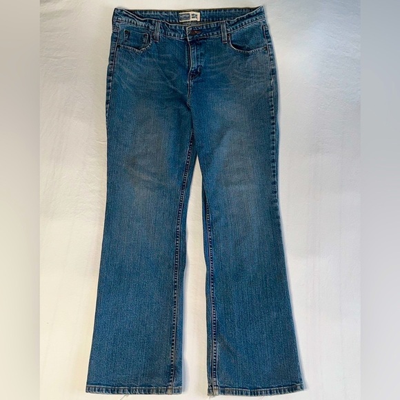 Signature Levi’s Misses Midrise bootcut long jeans - Picture 1 of 10
